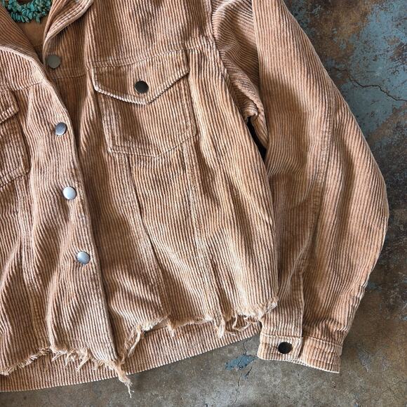 POL Cropped Corduroy Jacket Size S Tan Raw Hem Trucker Long Sleeve Festival - Picture 7 of 10